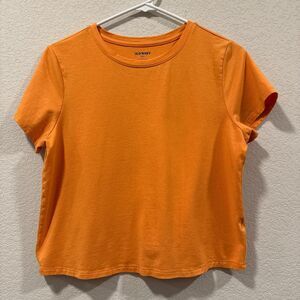 Women's orange cropped tee Size L